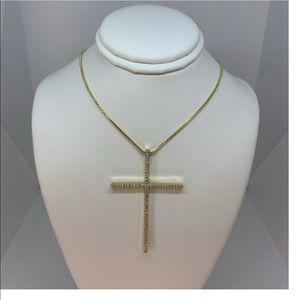 CROSS NECKLACE